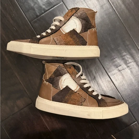 Modern Vintage Brown and Tan Athletic Shoes - Picture 6 of 6